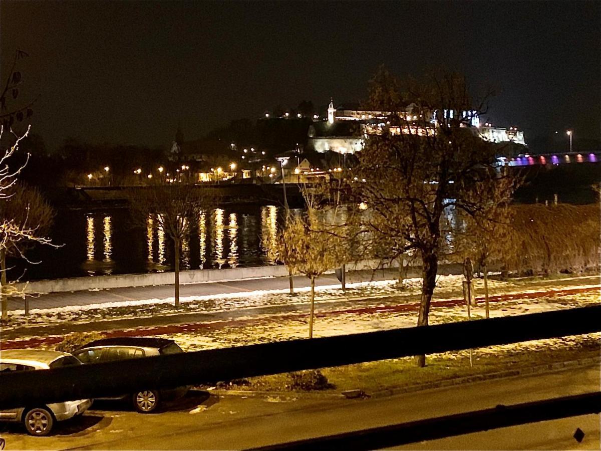 Apartman Danube 诺威萨 外观 照片